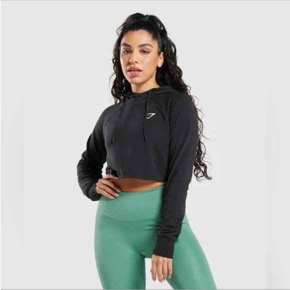Gymshark Tops - GYMSHARK training cropped hoodie size large black athletic gym workout cozy warm